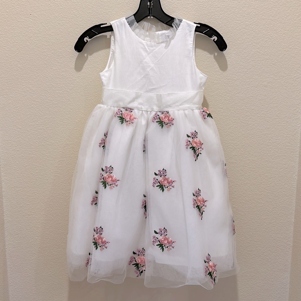 Janie and Jack girl’s dress 6A almost new